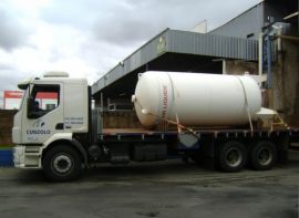  Caminh�o Truck - Transporte Pesado e Remo��es Industriais