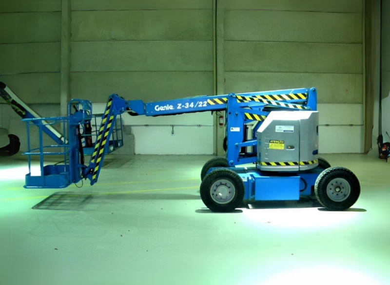 A Plataforma com Lan�a Articulada Genie Z34/22 � a PTA ideal para trabalhos internos pois oferece funcionamento silencioso e isento de emiss�es nos ambientes de trabalho mais sens�veis.