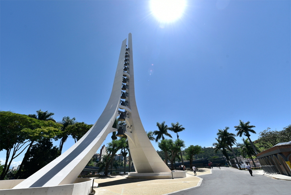 manutencao-dos-sinos-do-campanario-de-aparecida.html