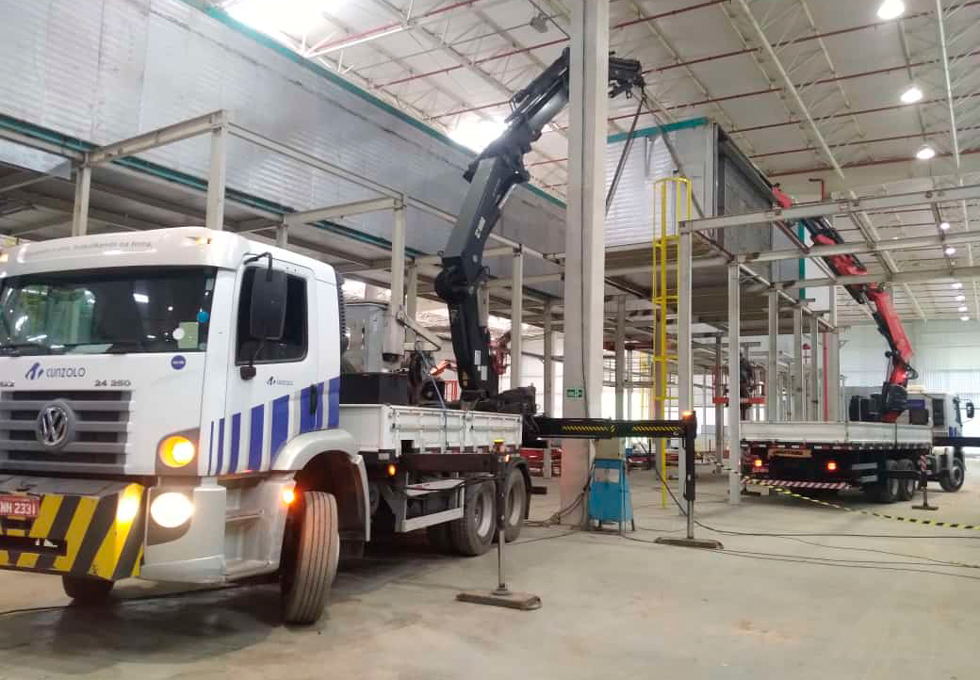 guindastes-hiab-fassi-sucesso.html