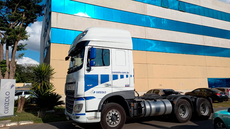 cavalo-mecanico-equipamento-da-frota-cunzolo.html