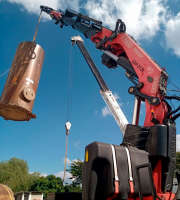 Guindastes Fassi 800 e TS 300 em opera��o