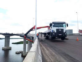 A dupla de plataformas especialista em manuten��o e inspe��o de pontes brilha no sul do Brasil